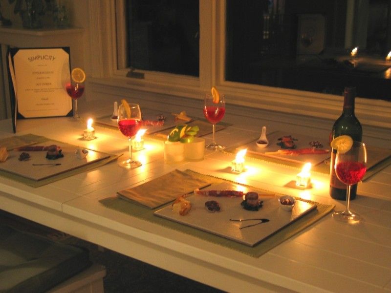 Romantic Dinner Decoration Ideas at Home Romantic Dinner Decoration Ideas at Home
